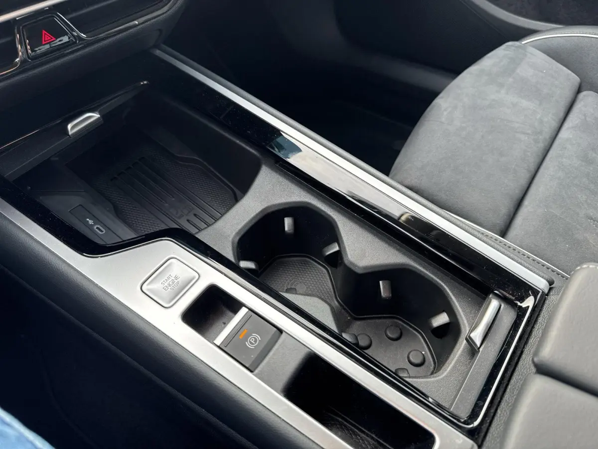 2.0 TDI 110kW DSG7 Elegance | 150 pk | Trekhaak | DIESEL | Automaat |Massage Stoelen  | LED | A-Camera |