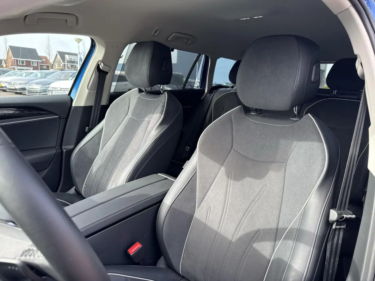 2.0 TDI 110kW DSG7 Elegance | 150 pk | Trekhaak | DIESEL | Automaat |Massage Stoelen  | LED | A-Camera |