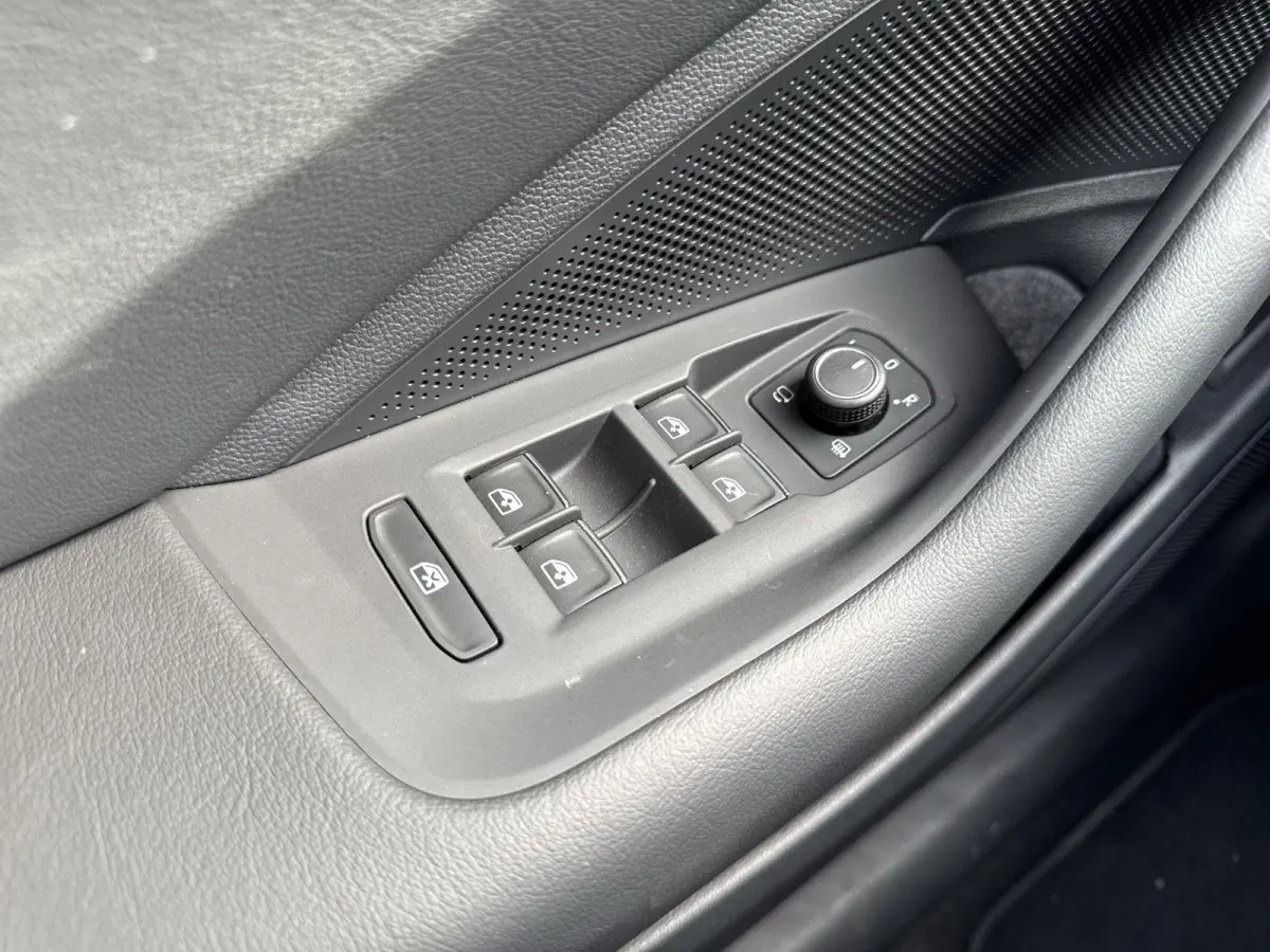 2.0 TDI 110kW DSG7 Elegance | 150 pk | Trekhaak | DIESEL | Automaat |Massage Stoelen  | LED | A-Camera |