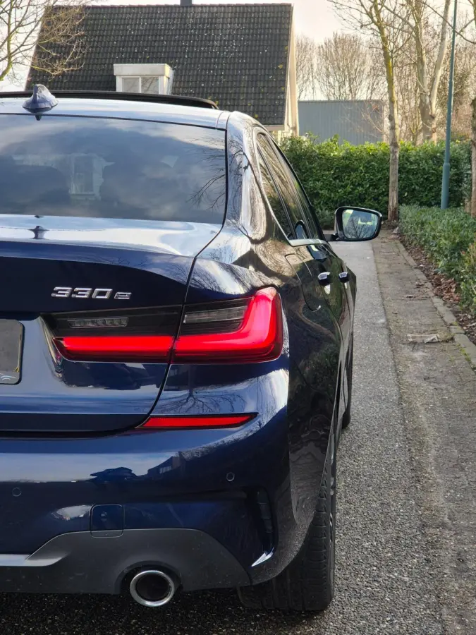 330e M Sport High Executive NAP Auto Pilot ACC Schuifdak CarPlay Lease Camera Adaptive Cruise Laser Lampen H&K
