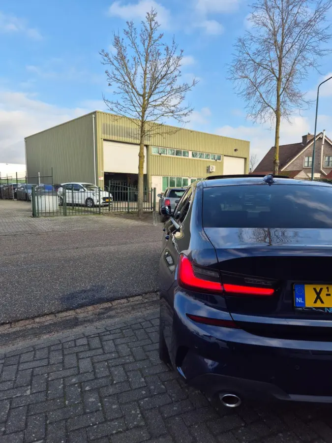 330e M Sport High Executive NAP Auto Pilot ACC Schuifdak CarPlay Lease Camera Adaptive Cruise Laser Lampen H&K
