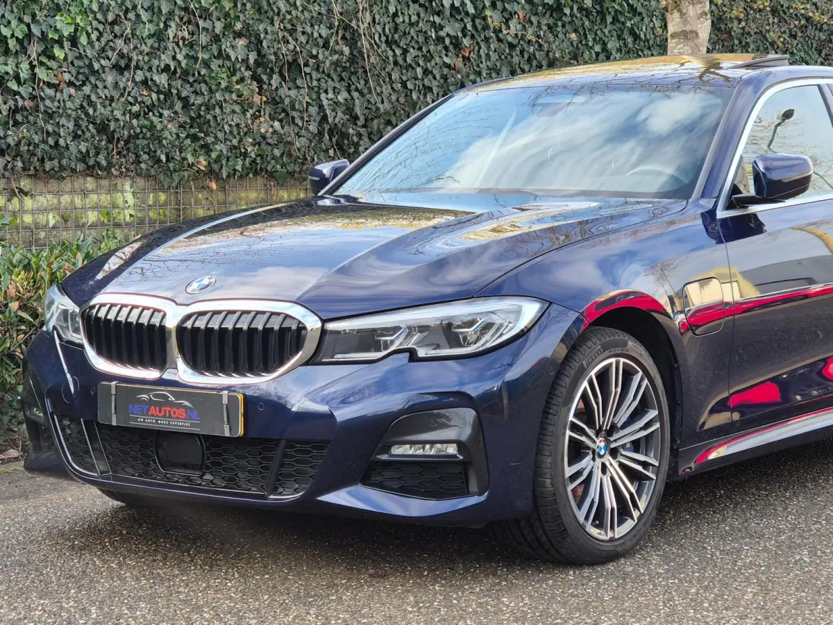 330e M Sport High Executive NAP Auto Pilot ACC Schuifdak CarPlay Lease Camera Adaptive Cruise Laser Lampen H&K