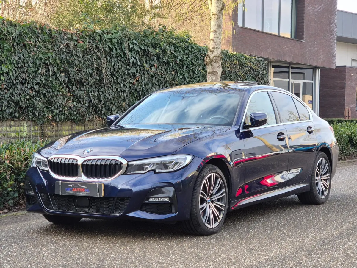 330e M Sport High Executive NAP Auto Pilot ACC Schuifdak CarPlay Lease Camera Adaptive Cruise Laser Lampen H&K