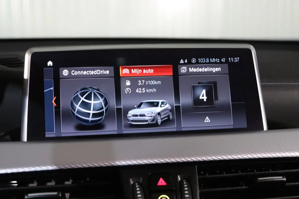 xDrive25e 220 PK High Executive M-Sport PHEV, Panoramadak, LED, Camera