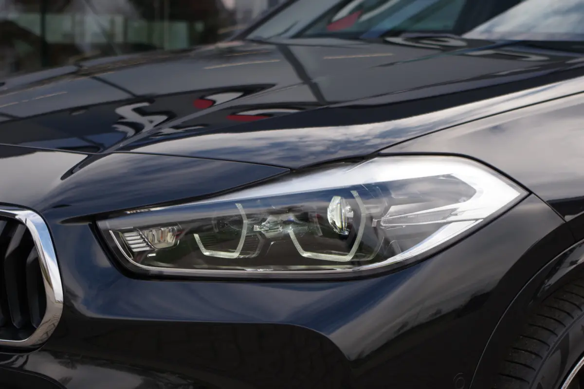 xDrive25e 220 PK High Executive M-Sport PHEV, Panoramadak, LED, Camera