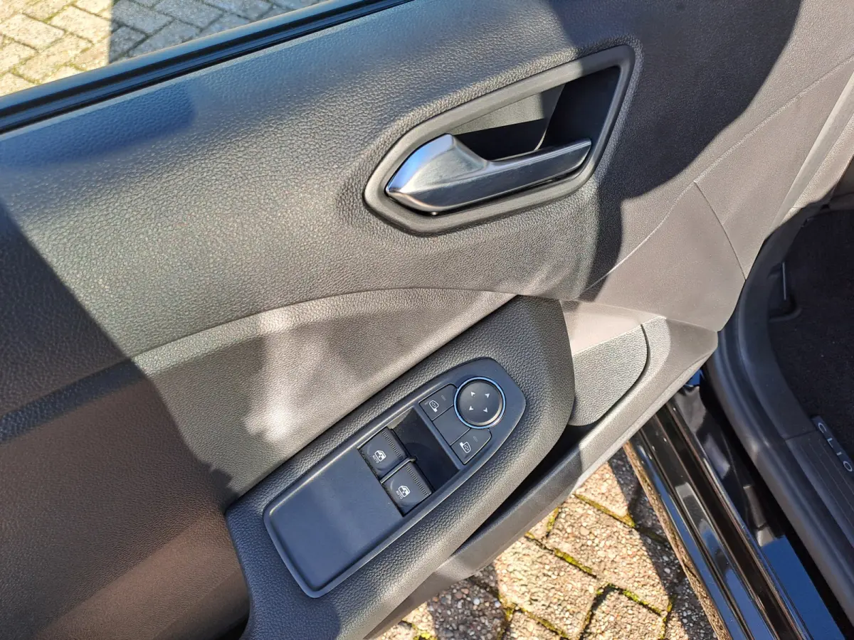 1.0 TCe 90 Equilibre | Navi | Cruise | Apple Carplay/Android Auto