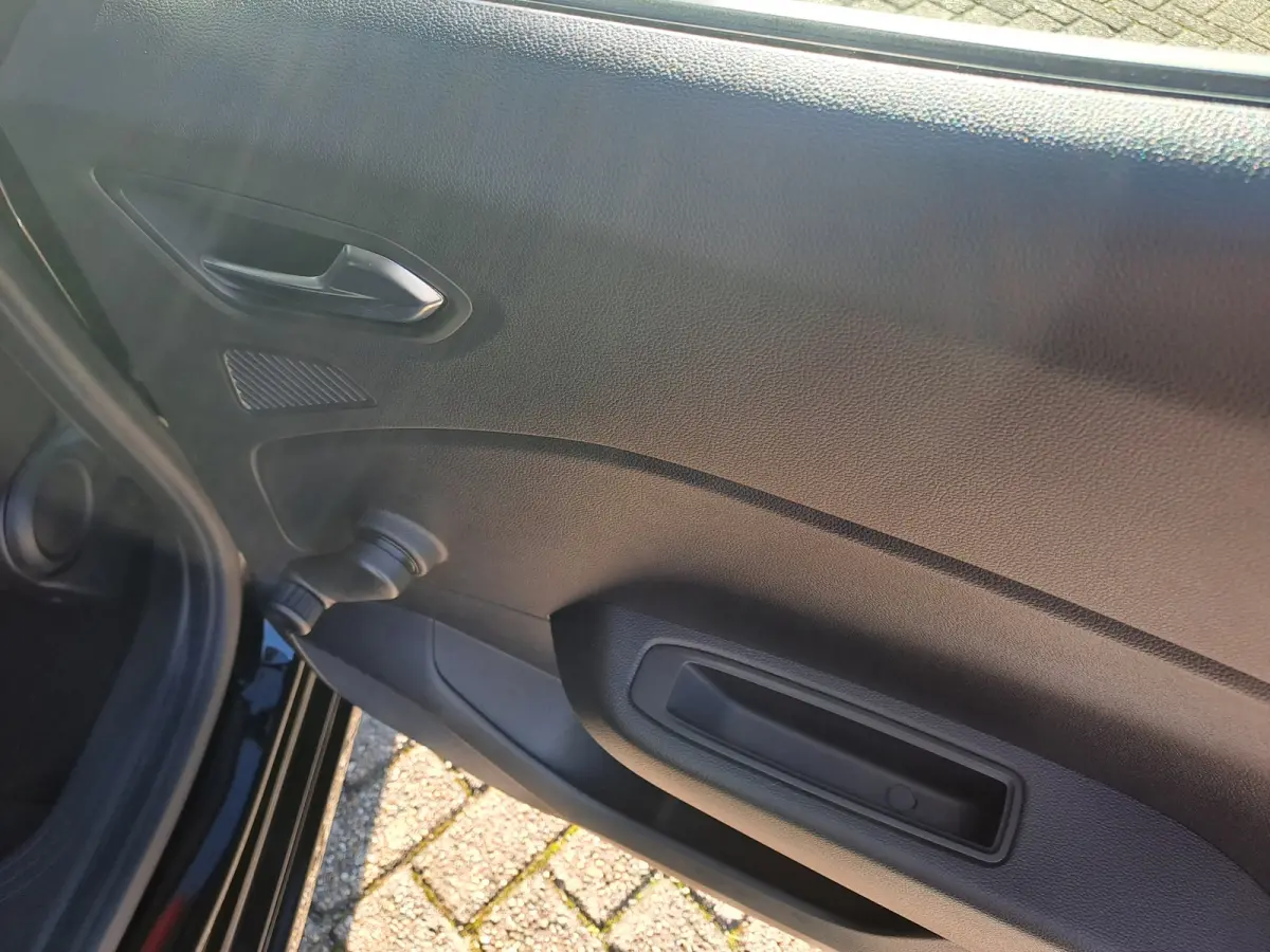 1.0 TCe 90 Equilibre | Navi | Cruise | Apple Carplay/Android Auto