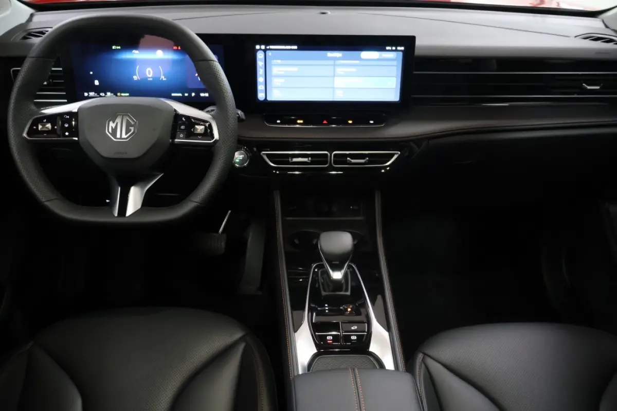 1.5 Luxury | Plug-in | €7.600 Voordeel