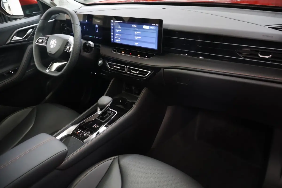 1.5 Luxury | Plug-in | €7.600 Voordeel