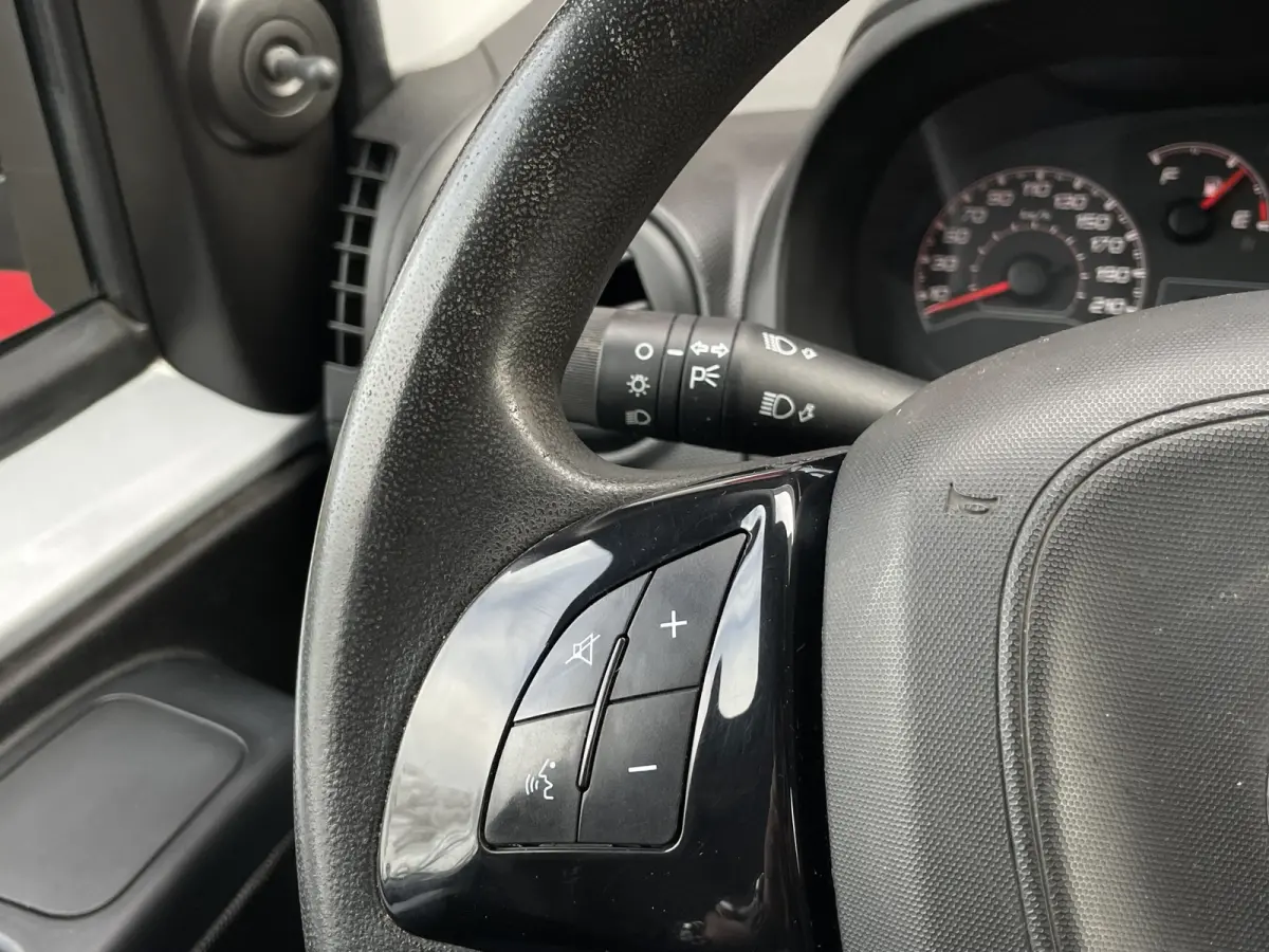 1.3 MJ Basis | Navigatie | Airco |