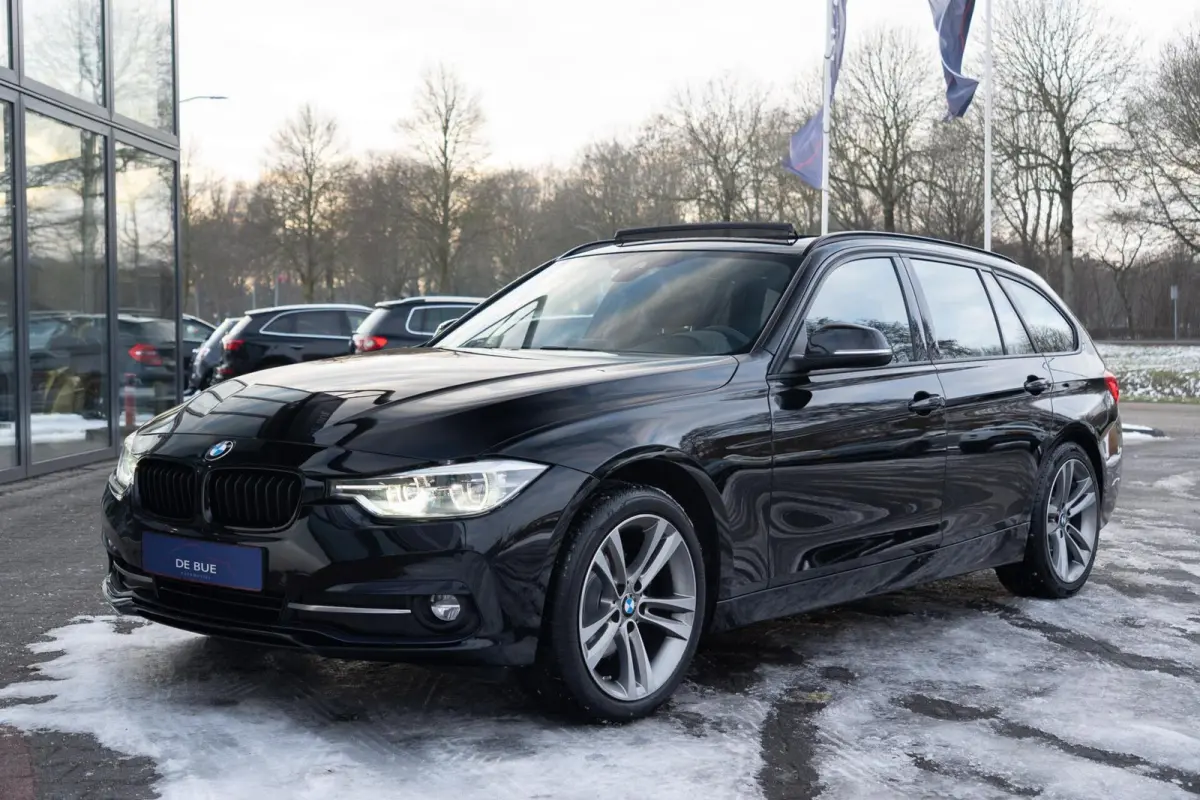 320d M Sport Edition|1ste Eig|Panoramadak|Trekhaak|LED|EURO 6|Automaat|Sportstoel|Dealer Onderhouden