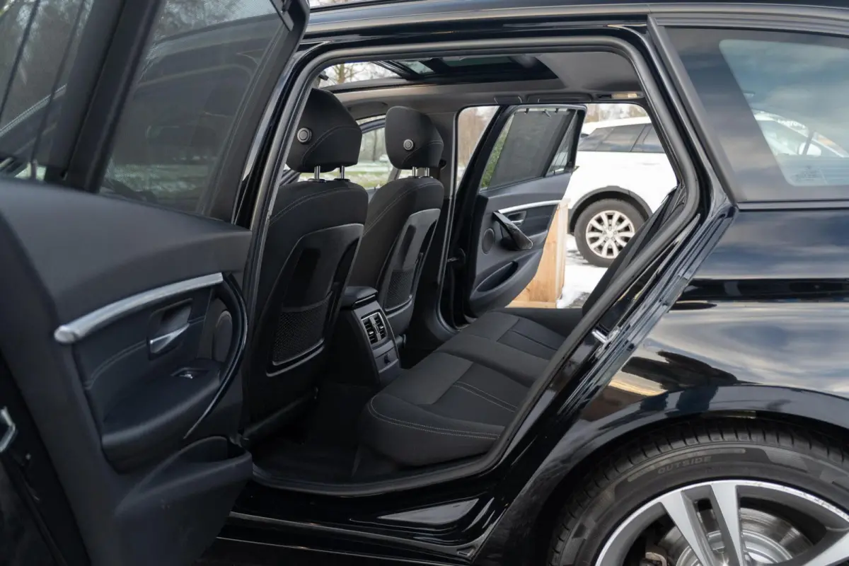 320d M Sport Edition|1ste Eig|Panoramadak|Trekhaak|LED|EURO 6|Automaat|Sportstoel|Dealer Onderhouden