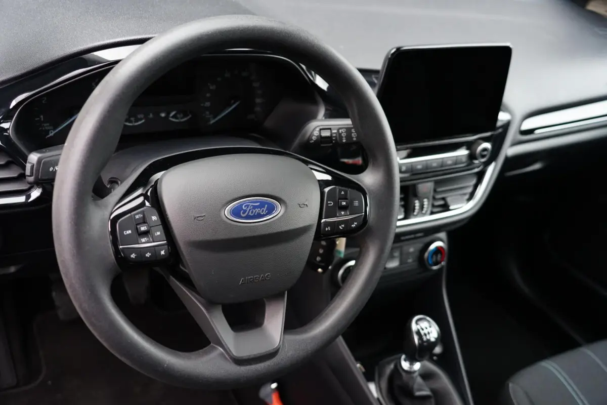 1.0 EcoBoost Connected, NL, trekh. CarPlay, cruise