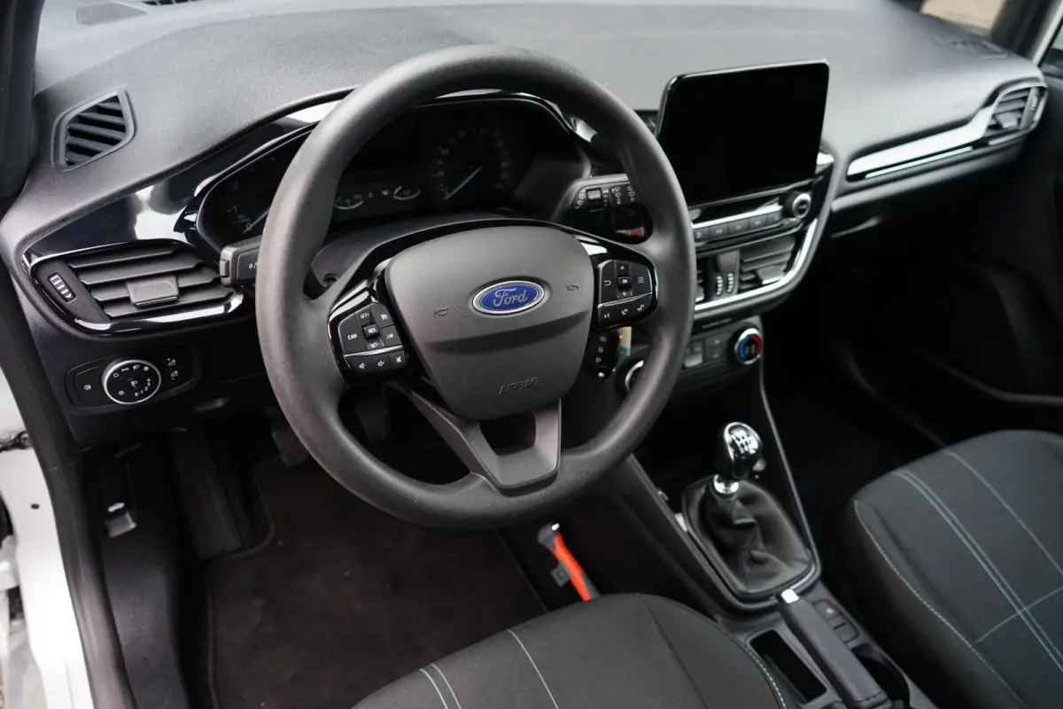 1.0 EcoBoost Connected, NL, trekh. CarPlay, cruise