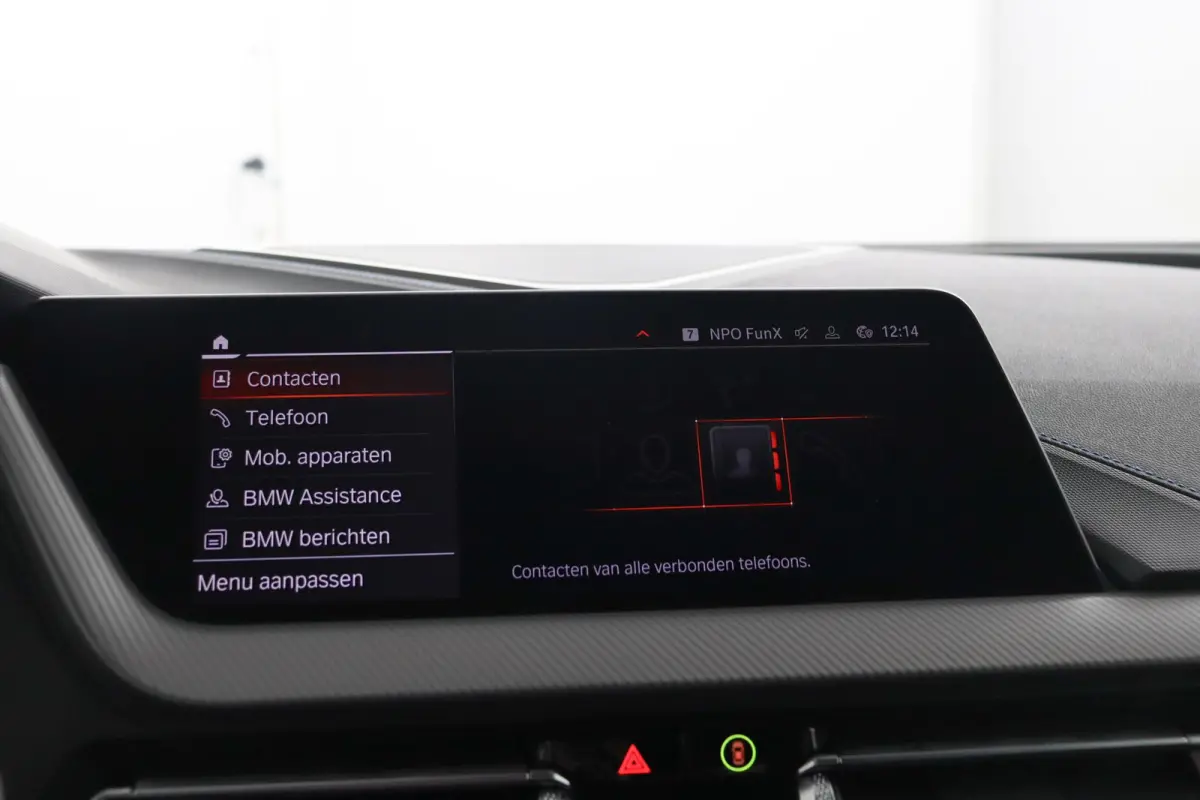 218i Business Edition | M-Sportpakket | HiFi | Adaptieve LED koplampen | M Koplampen Shadow Line |