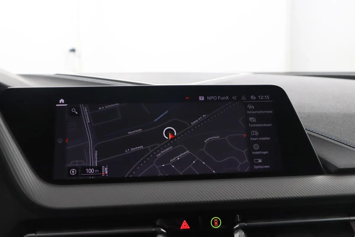 218i Business Edition | M-Sportpakket | HiFi | Adaptieve LED koplampen | M Koplampen Shadow Line |