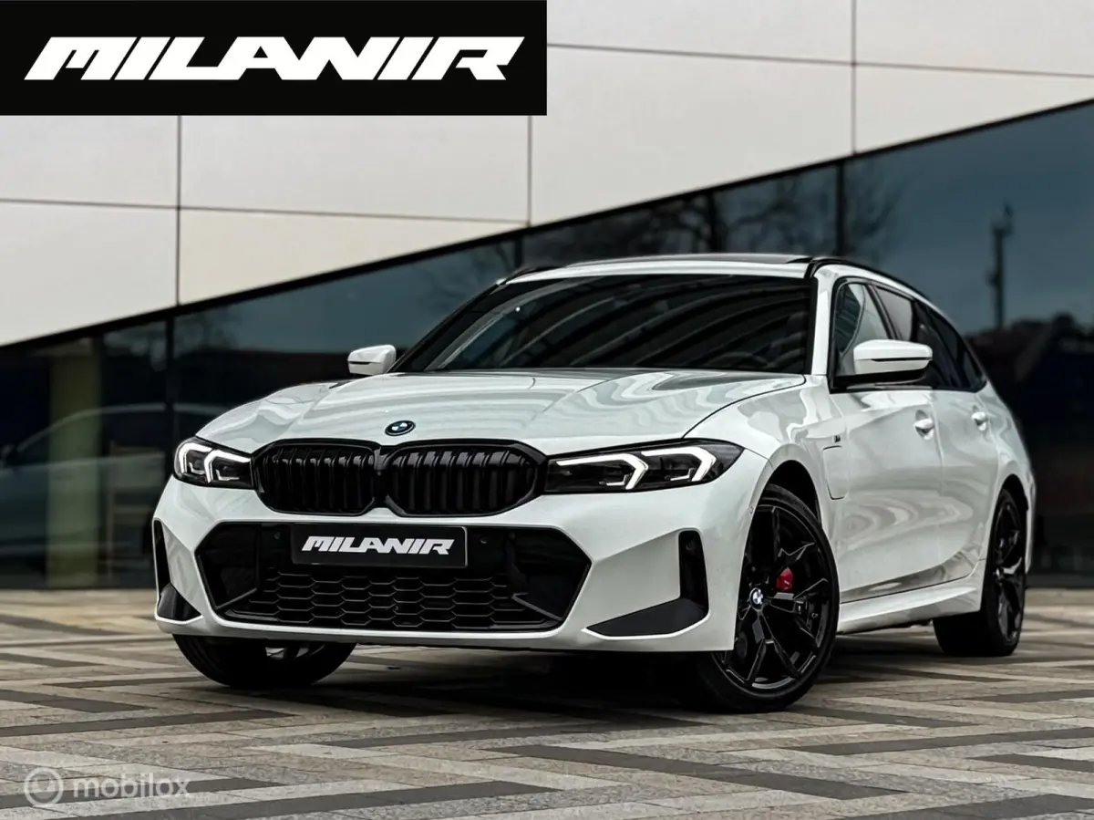 330e xDrive M Sport Pro |Kuipstoel|Pano|H&K