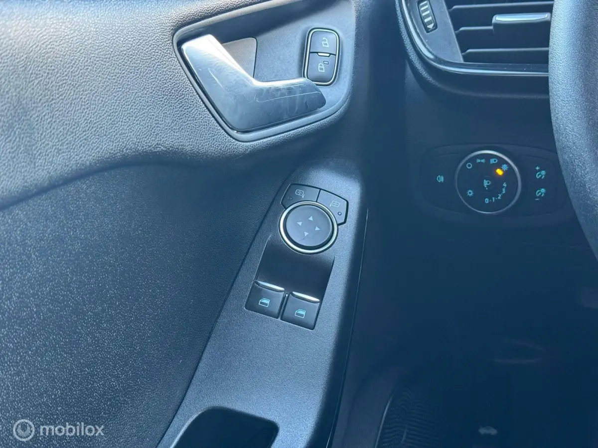 1.1 Trend / Airco / Navi / Dealer / NlAut