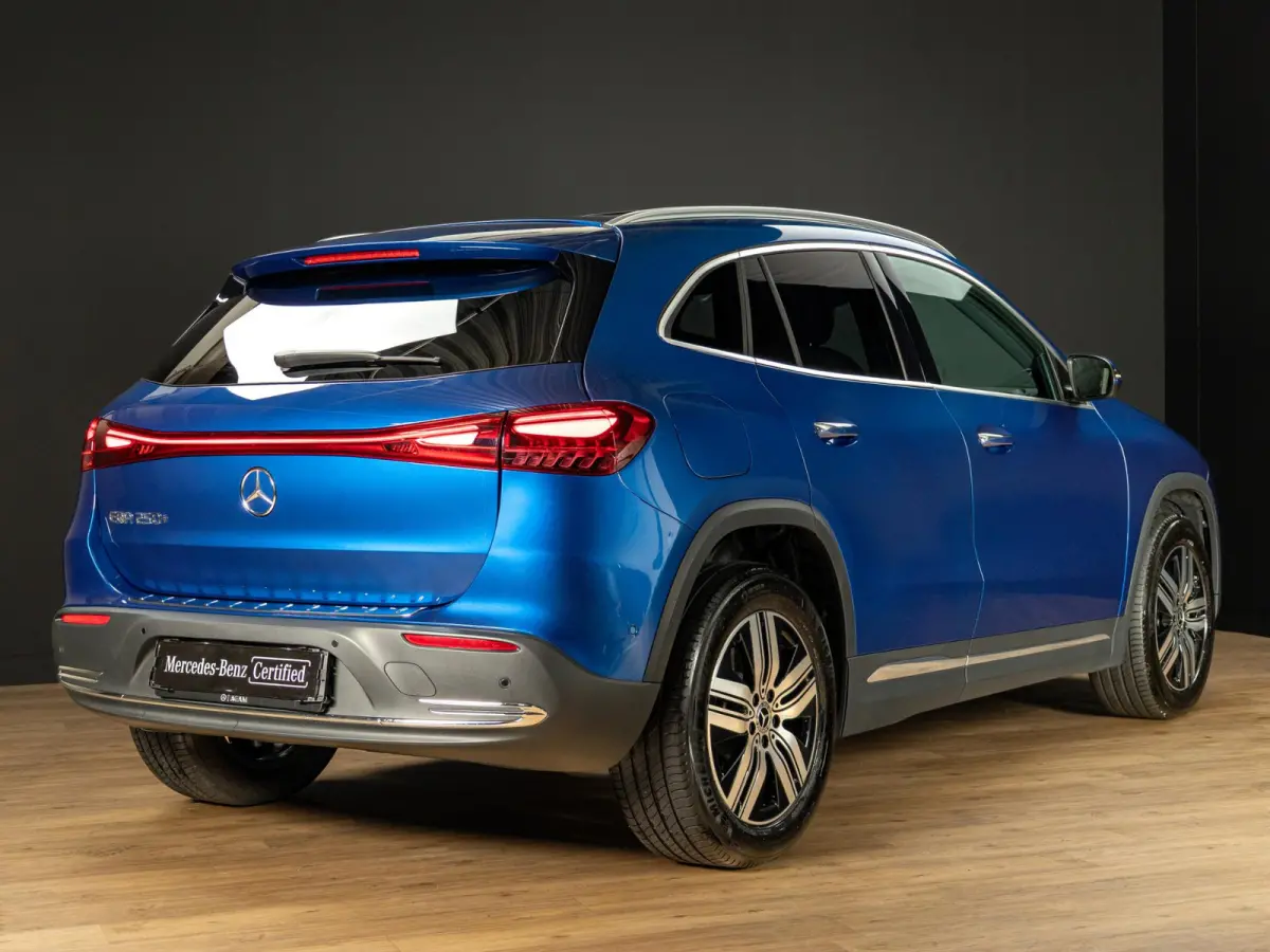 250+ Luxury Line 71 kWh Panorama dak