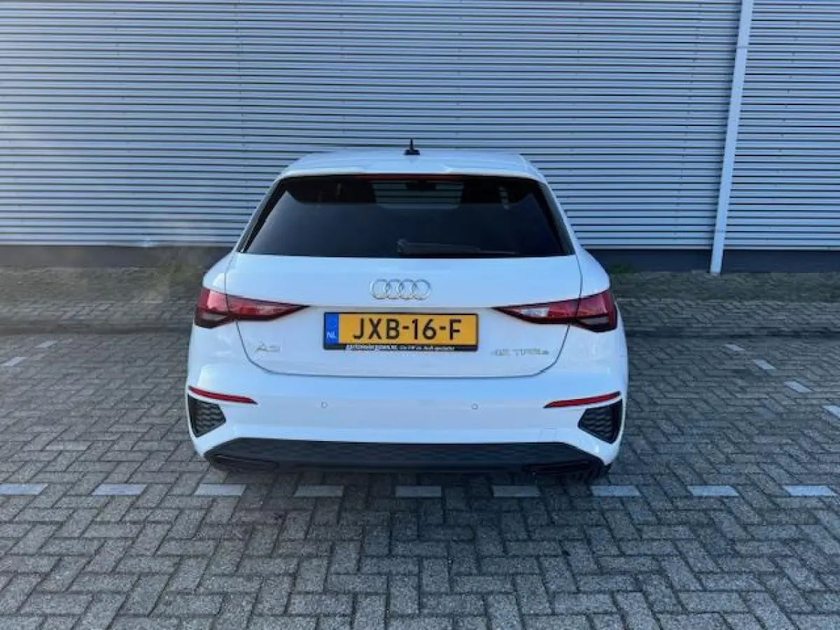 45 TFSI e S Black edition Competition,Stoelverwarming,Carplay,Sportstoelen,