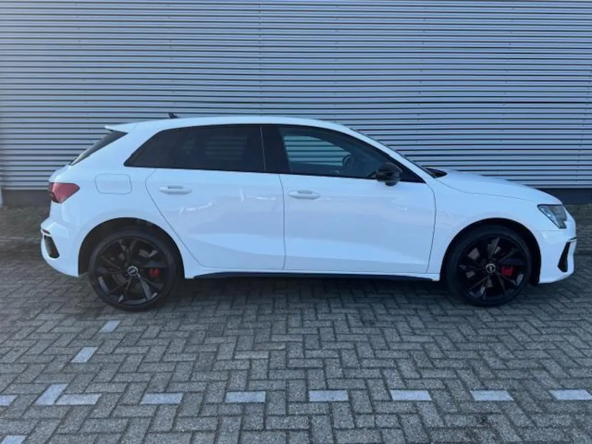 45 TFSI e S Black edition Competition,Stoelverwarming,Carplay,Sportstoelen,