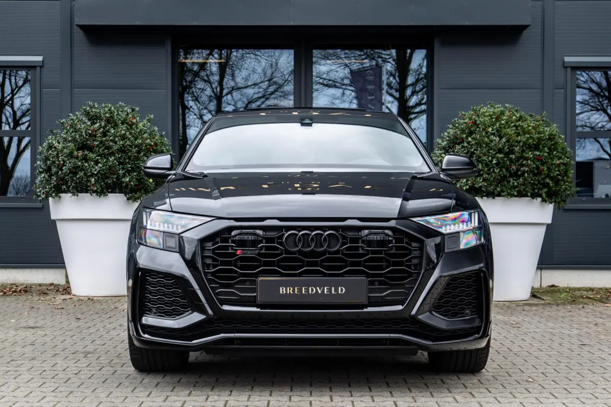 RSQ8 4.0 TFSI quattro