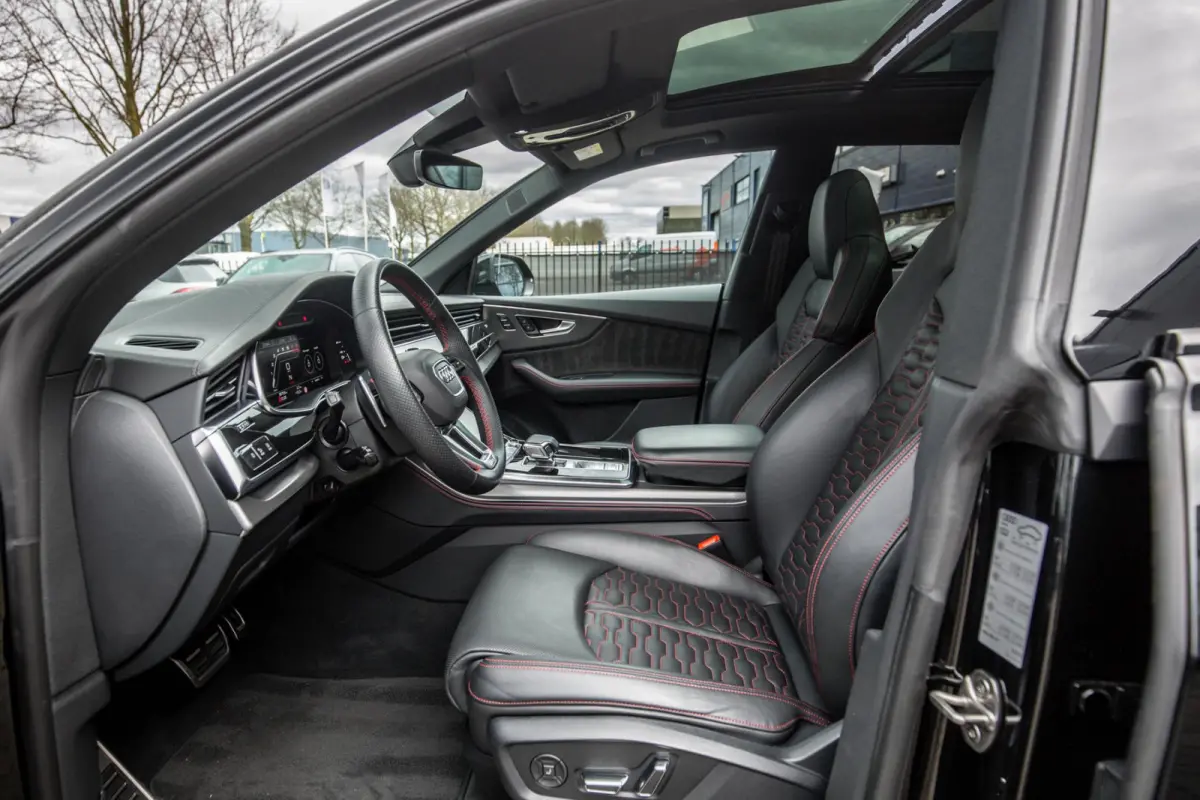 RSQ8 4.0 TFSI quattro