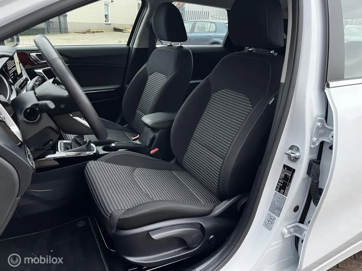 1.5 T-GDi DynamicLine NAVI/CAMERA/CRUISE