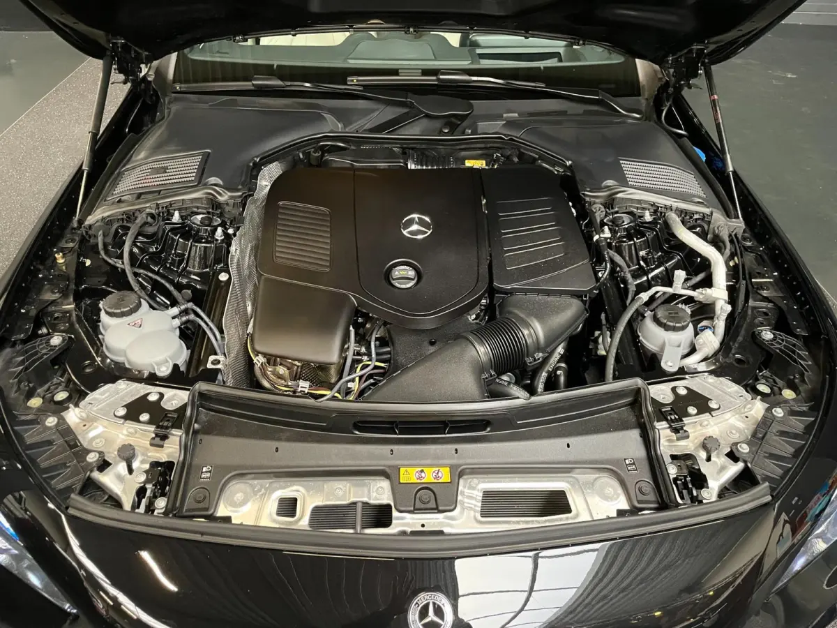 200 AMG Line HUD NAVI 204PK