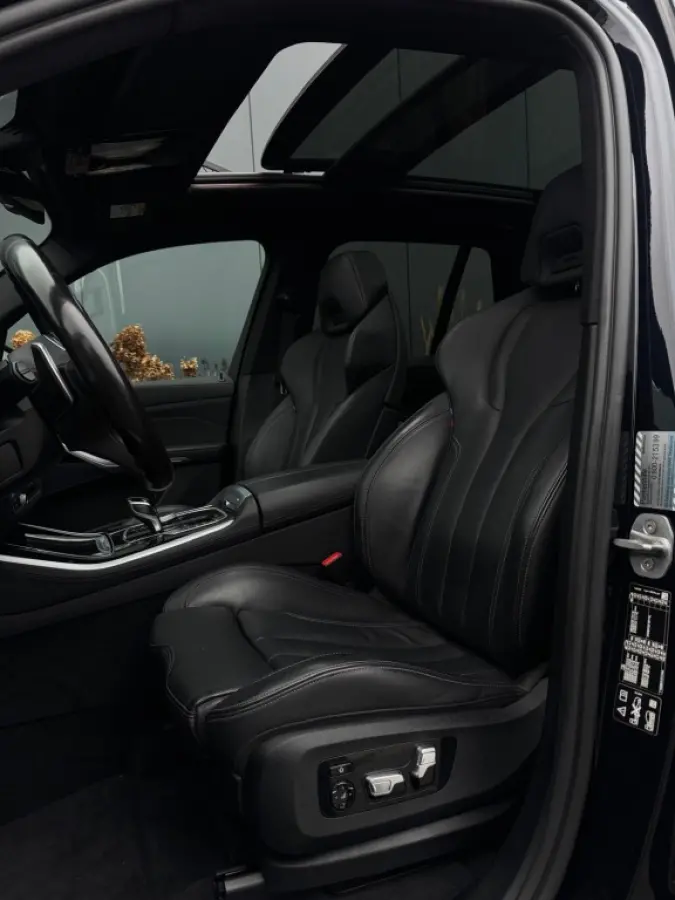 xDrive40d M PACK PANO KUIPSTOELEN LEDER LED NAVI CAMERA