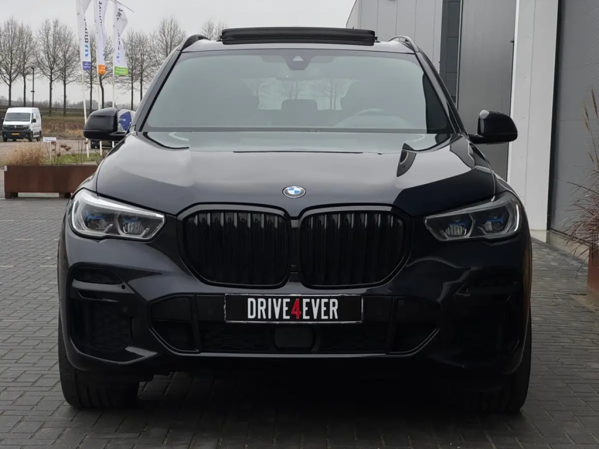xDrive40d M PACK PANO KUIPSTOELEN LEDER LED NAVI CAMERA