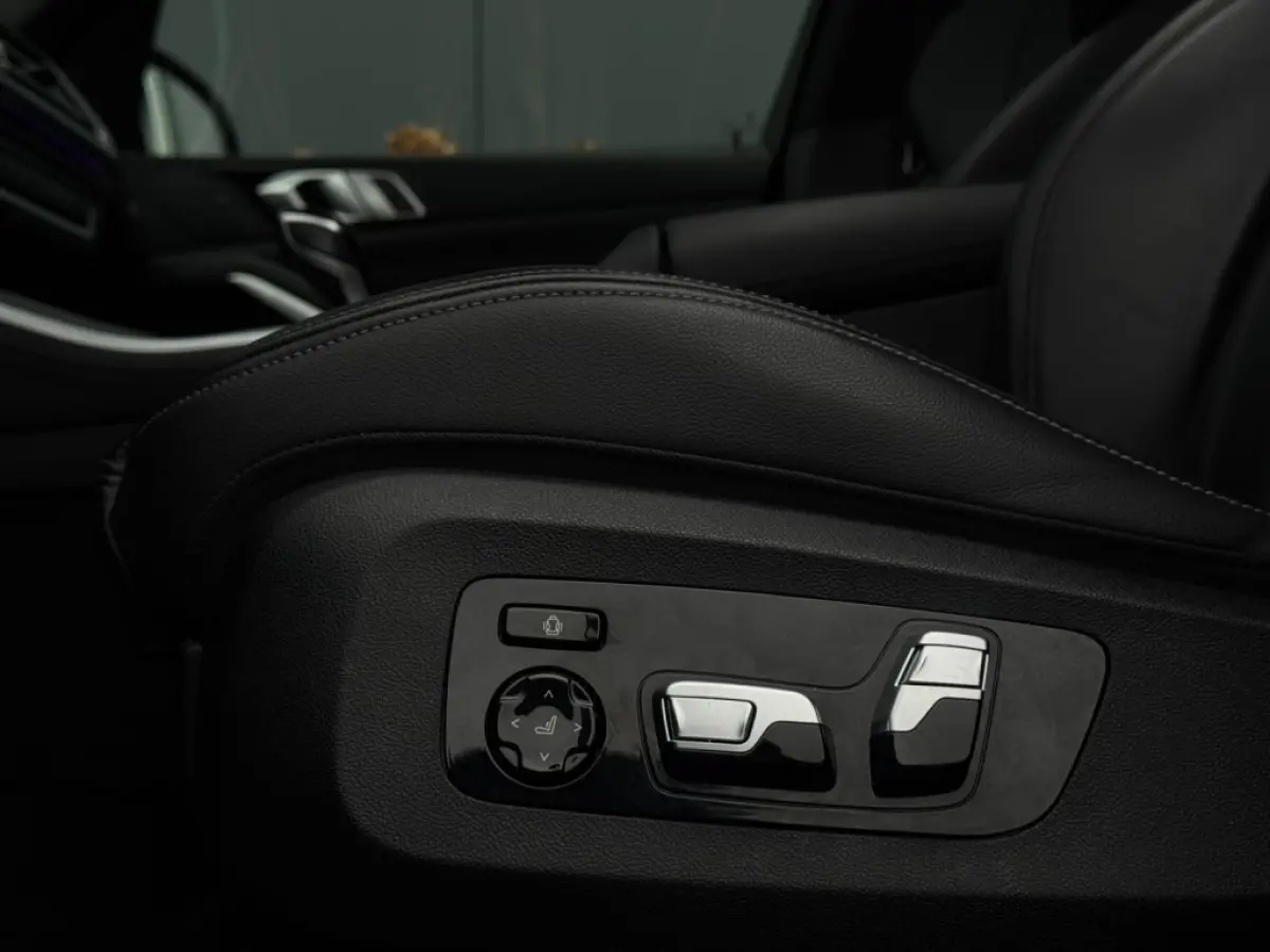 xDrive40d M PACK PANO KUIPSTOELEN LEDER LED NAVI CAMERA