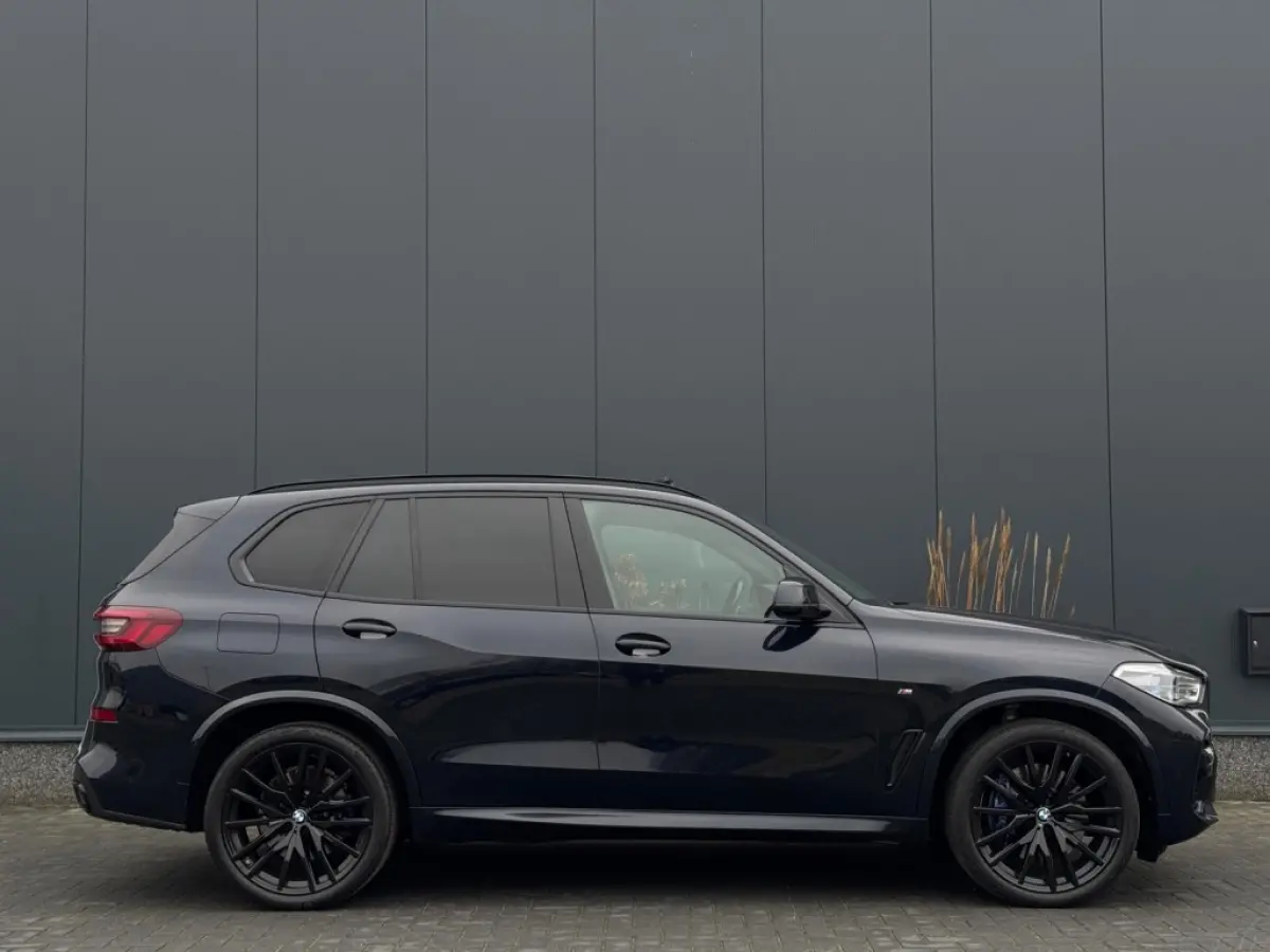 xDrive40d M PACK PANO KUIPSTOELEN LEDER LED NAVI CAMERA