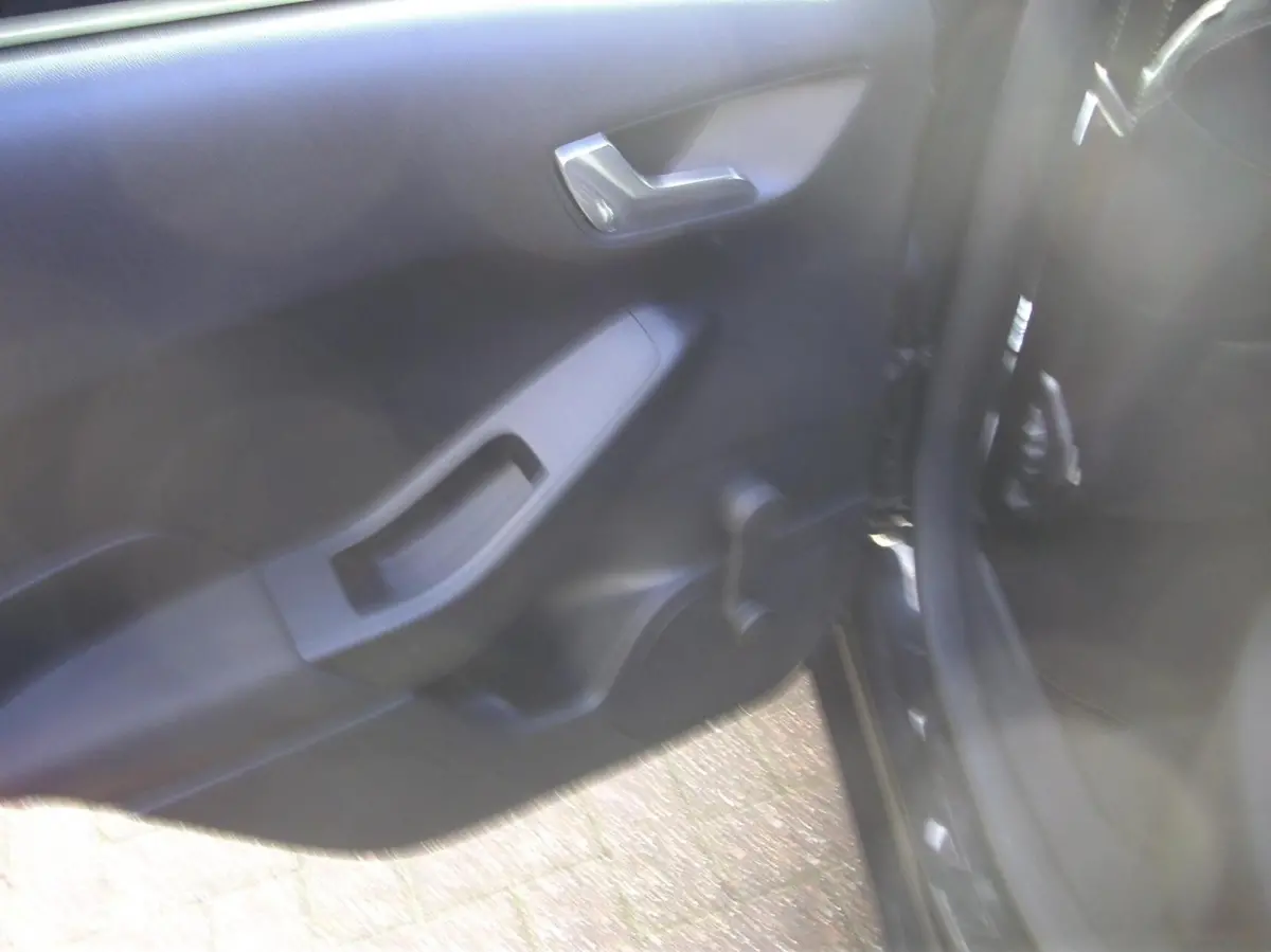 1.0 EcoBoost Titanium