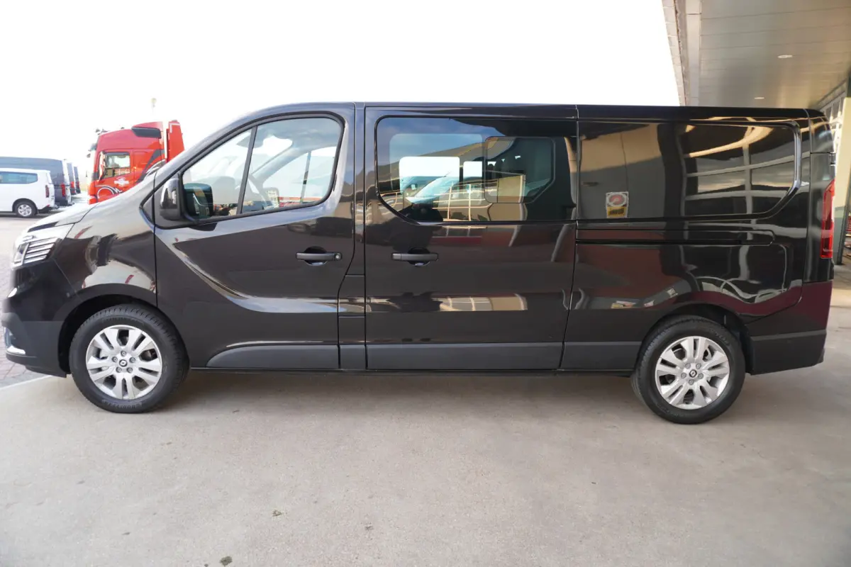 2.0 Bleu dCi EDC 170PK L2H1 Red Edition DubbelCabine Automaat Nr. V079 |  Climate | Navi | Camera | Schuifdeur L/R