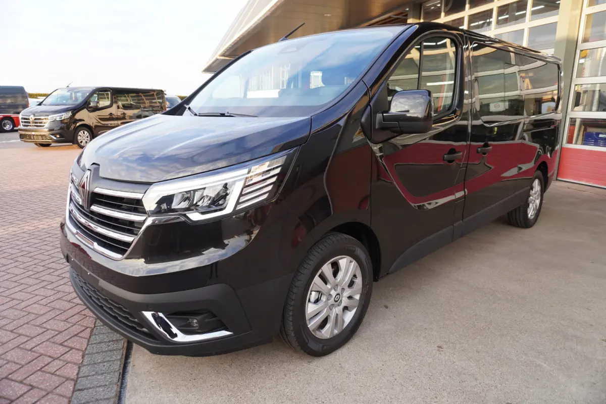 2.0 Bleu dCi EDC 170PK L2H1 Red Edition DubbelCabine Automaat Nr. V079 |  Climate | Navi | Camera | Schuifdeur L/R