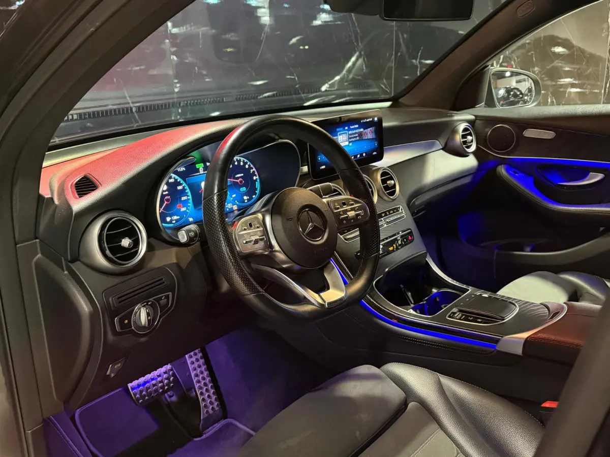 300e 4MATIC AMG Night pakket|Dak|Sfeer|Cam