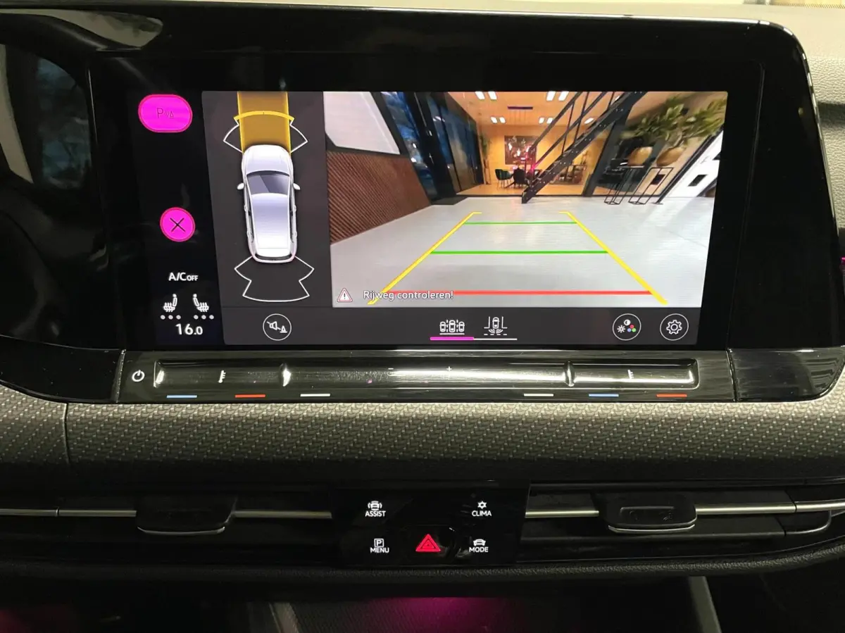 1.5 eTSI 2x R-Line/ Cam/ IQ LED/ Pano/ Harman/Kardon