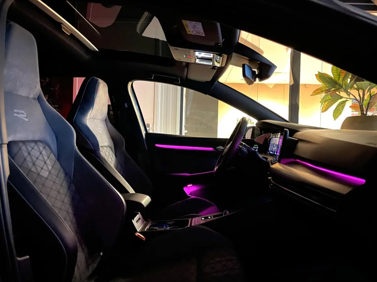 1.5 eTSI 2x R-Line/ Cam/ IQ LED/ Pano/ Harman/Kardon