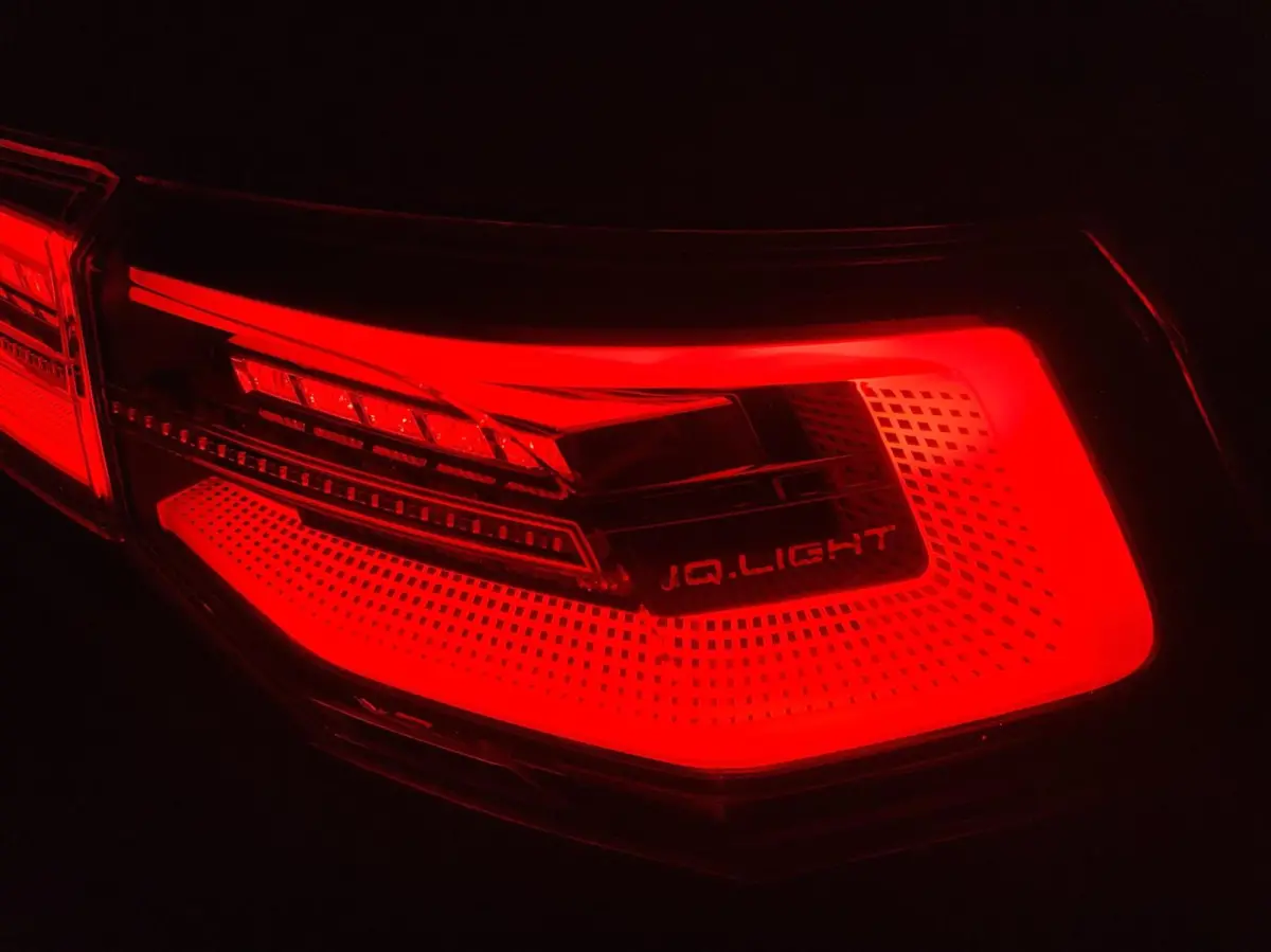 1.5 eTSI 2x R-Line/ Cam/ IQ LED/ Pano/ Harman/Kardon