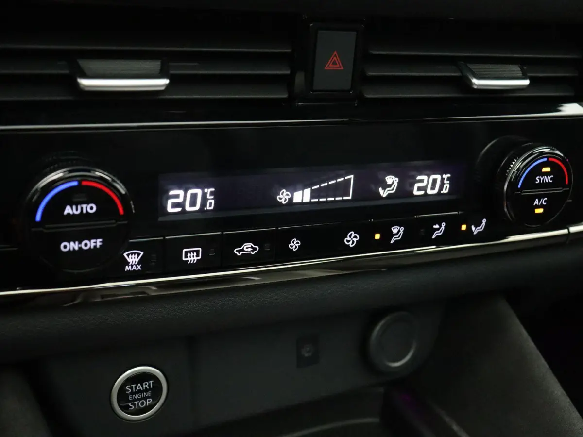 158pk MHEV Xtronic N-Design | Lederen bekleding | Climate control | Rondomzicht camera | Google intergratie | Pilot assist |