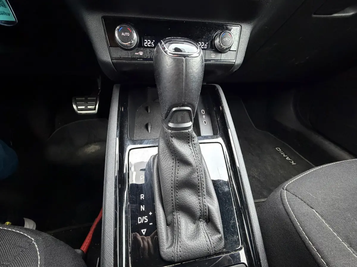 1.0 TSI DSG Sport Business Navigatie Virtual Cockpi