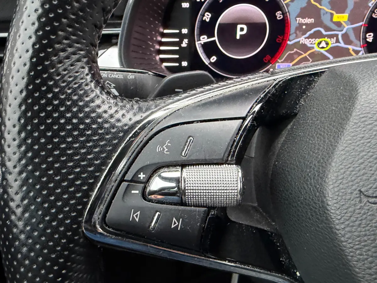 1.0 TSI DSG Sport Business Navigatie Virtual Cockpi