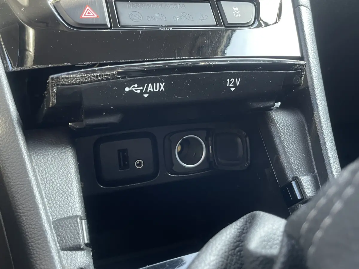 1.4 Turbo Innovation | Leer | Camera | Stoelverwarming | Trekhaak