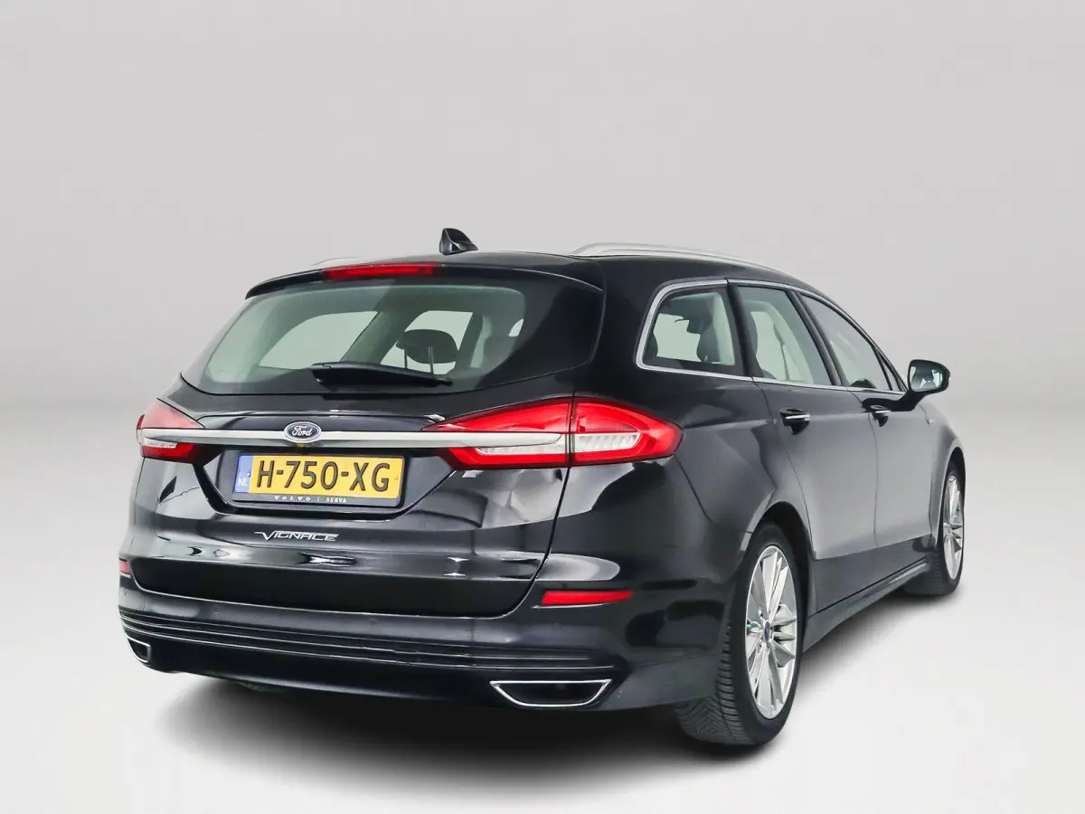 2.0 IVCT HEV Vignale | Parkeercamera | Stoelverwarming | Stoelventilatie | Massage | Voorruit verwarmbaar