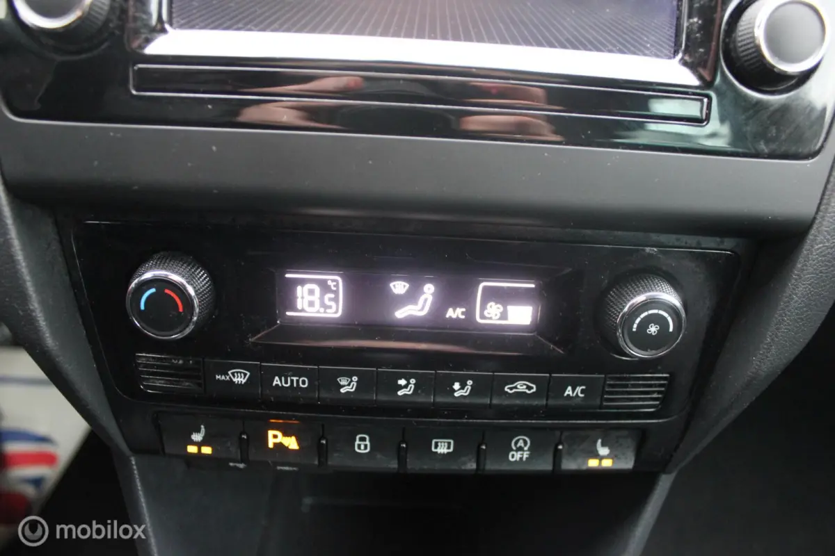 1.2 TSI Greentech JOY NAVI / CLIMA / CRUISE
