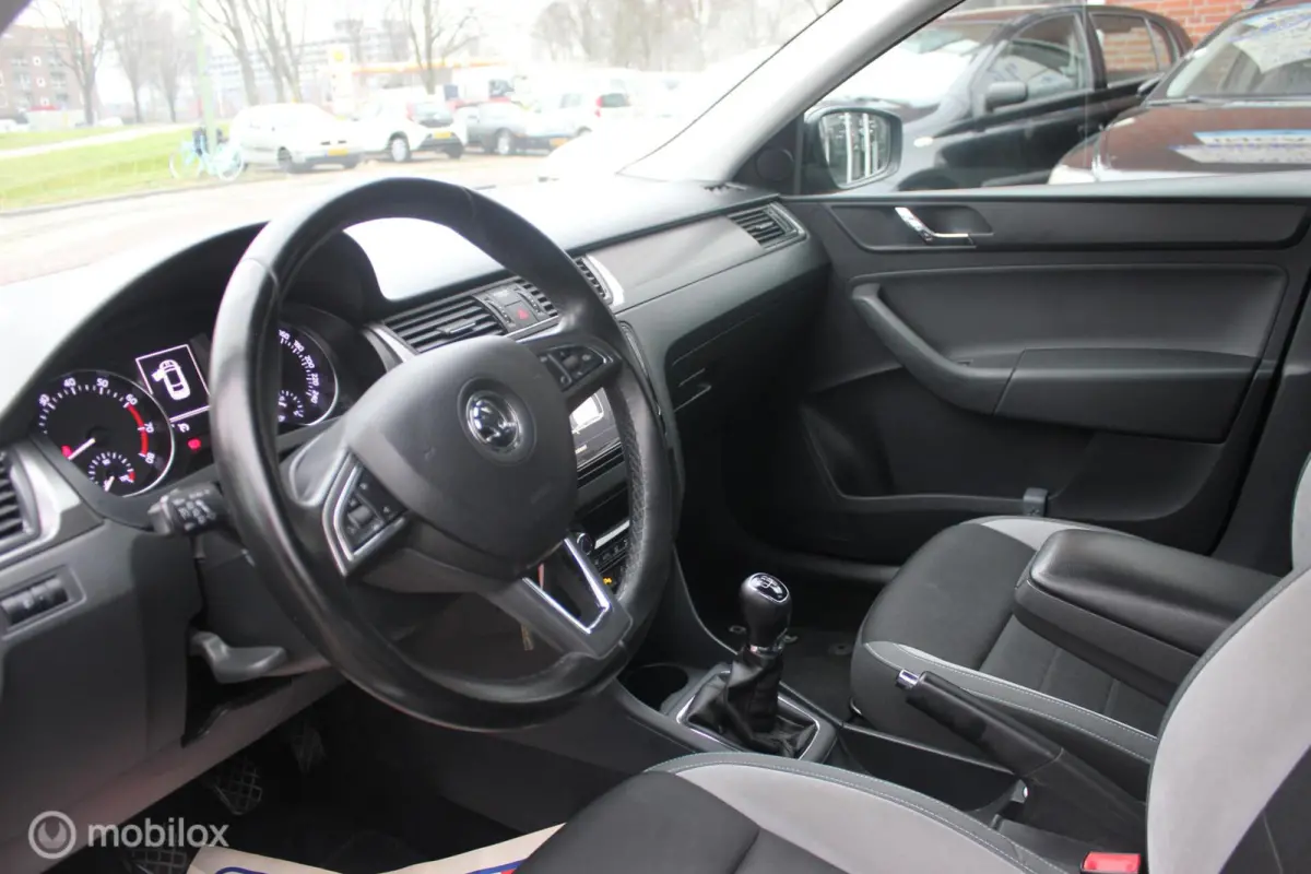 1.2 TSI Greentech JOY NAVI / CLIMA / CRUISE