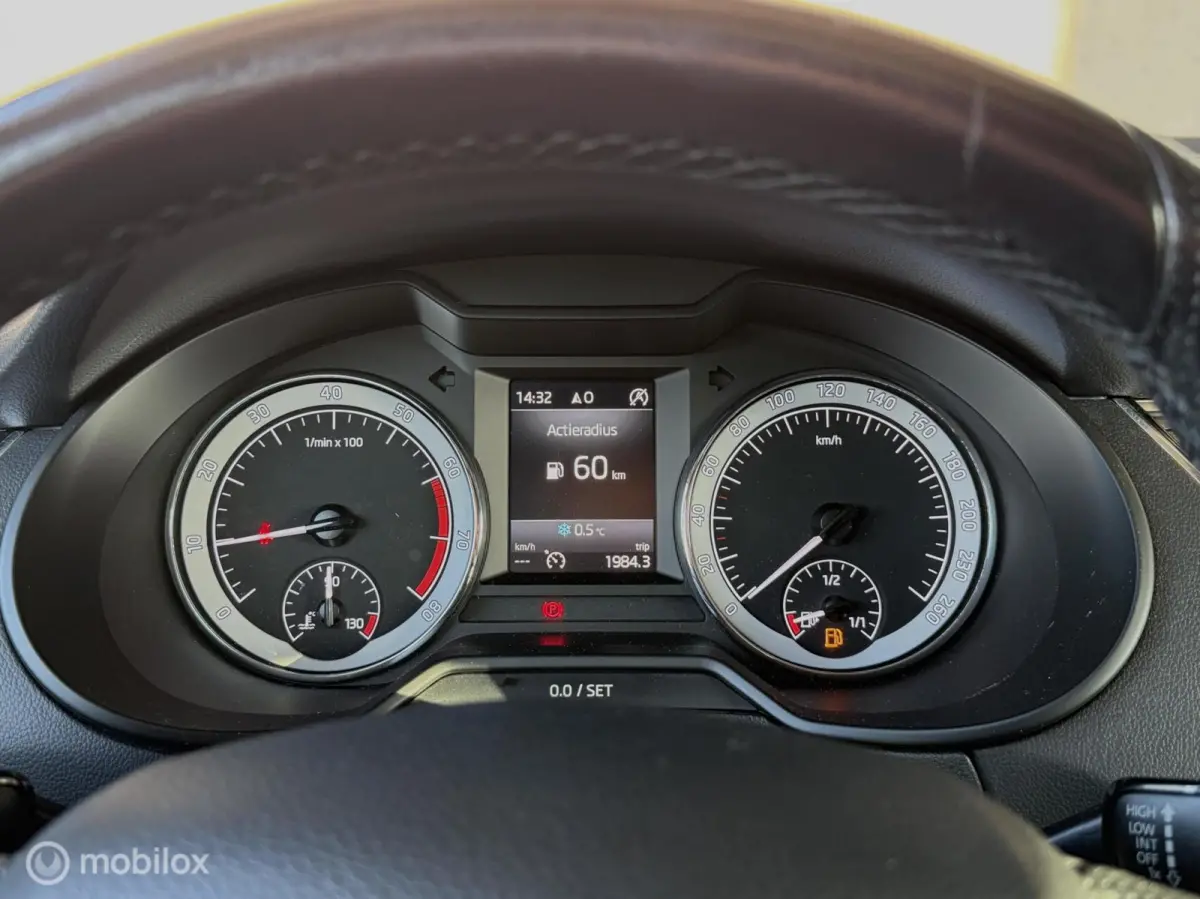 1.0 TSI|Leder|Apple Carplay|Trekhaak|