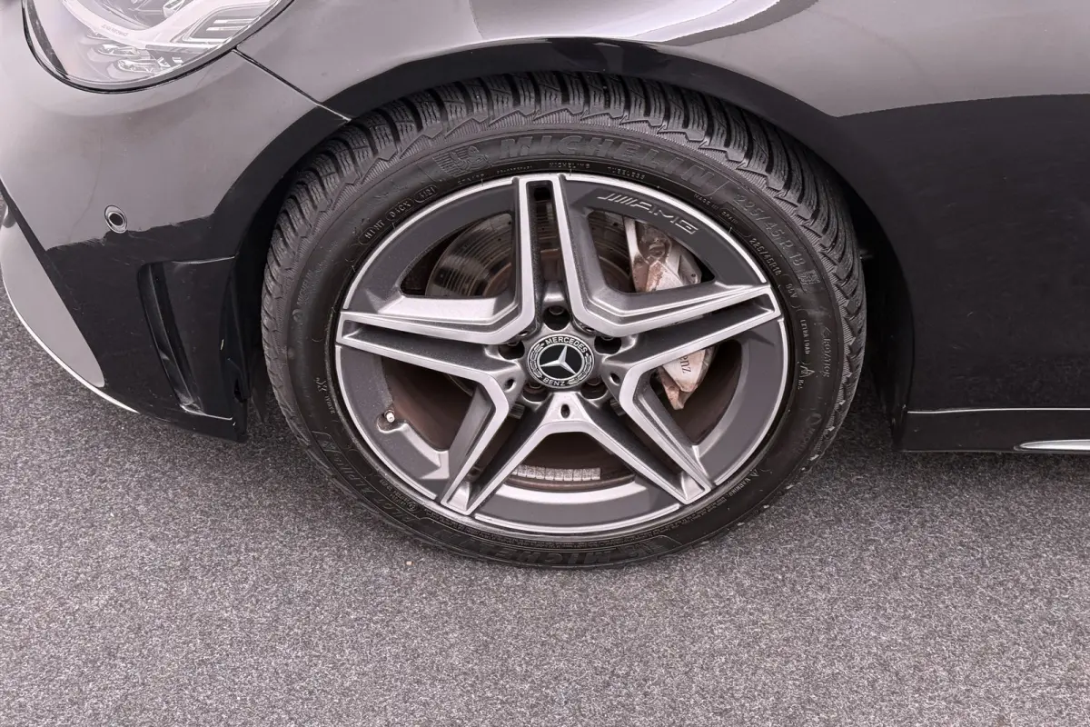AMG Edition Plus H-Leder Camera 18'LMV LED