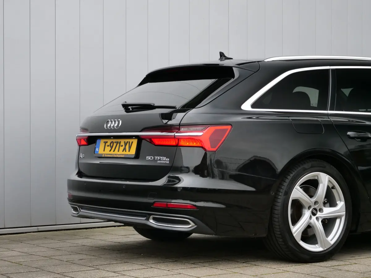 50 TFSI e quattro S edition 299 Pk Automaat Navi / DAB /  Trekhaak / S-Line